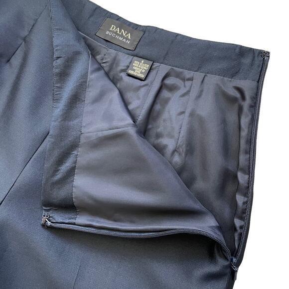 Dana Buchman 100% Silk Navy Blue Flat Front High Waisted Tapered Ankle Pants 4 - Picture 4 of 13